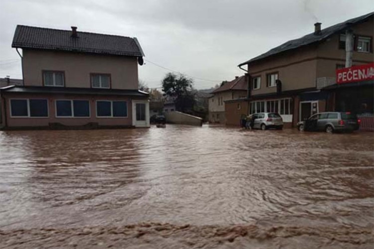 Proglašena vanredna situacija u više općina RS-a
